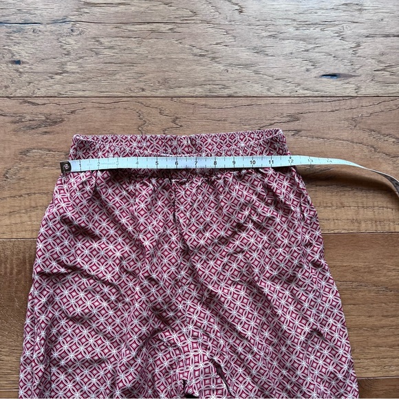5/$30 🦄 Vintage Patterned Rayon Pants - Picture 2 of 3